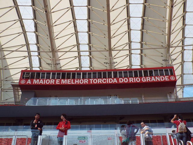 现依然让人 现依然让人